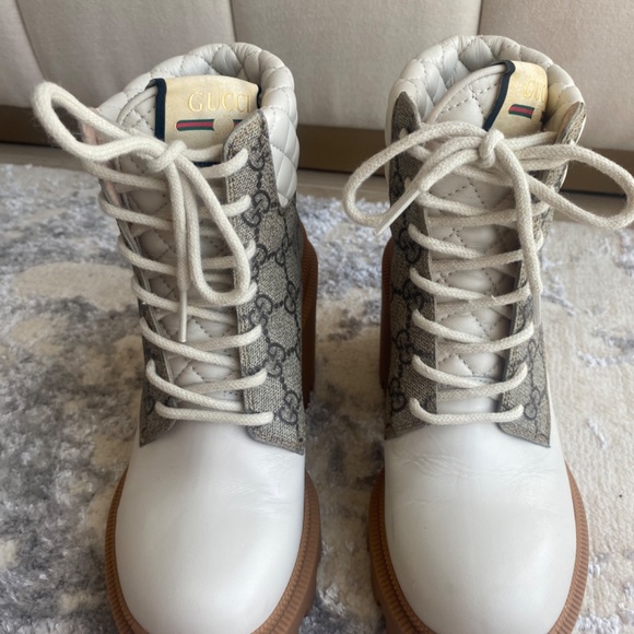Gucci Women's White GG ankle boots - Picture 2 of 3